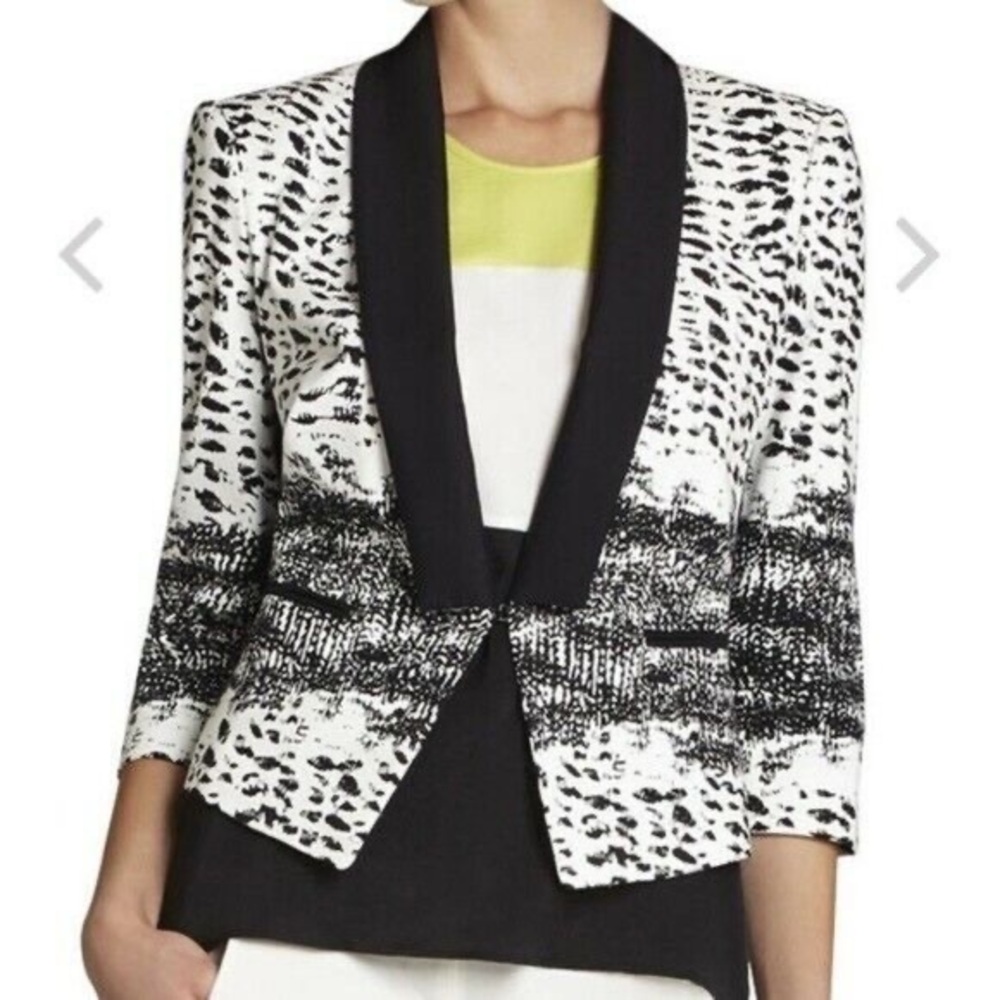 BCBGMAXAZRIA EVEA Printed Blazer